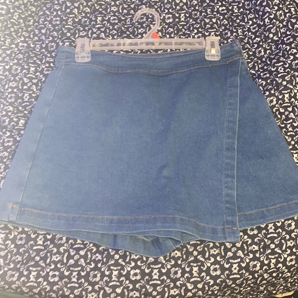 Boutique denim skort